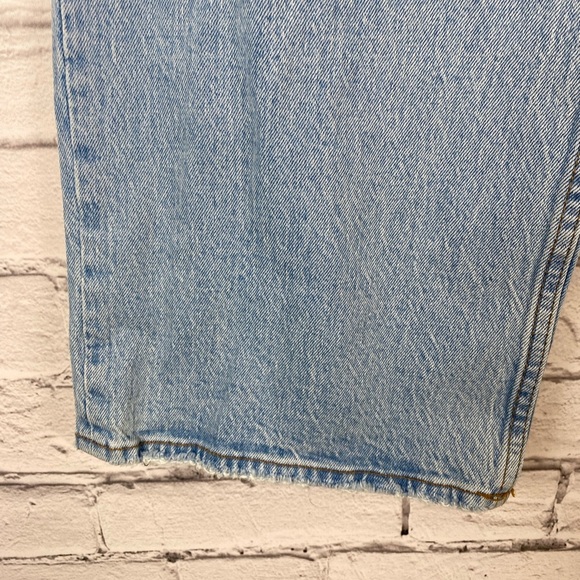 Abercrombie & Fitch Low Rise Baggy Fit Jeans Light Wash size 14 NWT - Picture 4 of 13